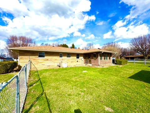 Photo of 6035 Bluff Acres Drive, Greenwood, IN
