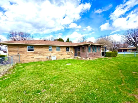 Photo of 6035 Bluff Acres Drive, Greenwood, IN