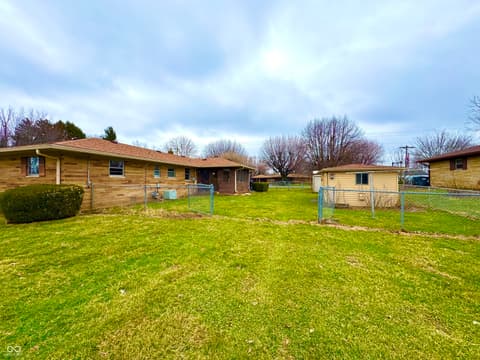 Photo of 6035 Bluff Acres Drive, Greenwood, IN