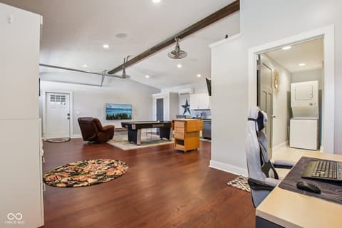 Photo of 7135 N County Road 300 W, Lizton, IN