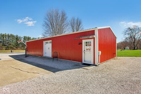 Photo of 7135 N County Road 300 W, Lizton, IN