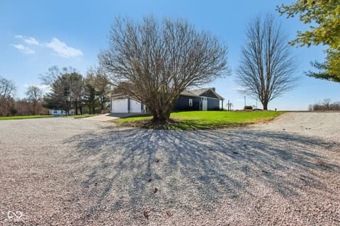 Photo of 7135 N County Road 300 W, Lizton, IN