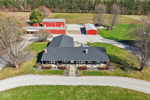 Photo of 7135 N County Road 300 W, Lizton, IN