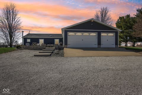Photo of 7135 N County Road 300 W, Lizton, IN