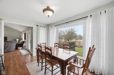 Photo of 209 N Copperwood Court, Muncie, IN