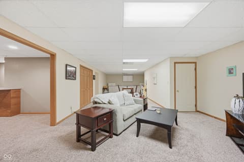 Photo of 209 N Copperwood Court, Muncie, IN