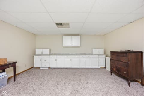 Photo of 209 N Copperwood Court, Muncie, IN