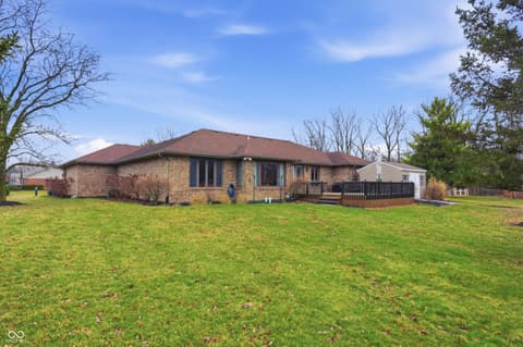 Photo of 209 N Copperwood Court, Muncie, IN