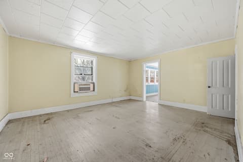 Photo of 219 W Kickapoo Street, Hartford City, IN
