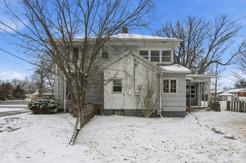 Photo of 219 W Kickapoo Street, Hartford City, IN