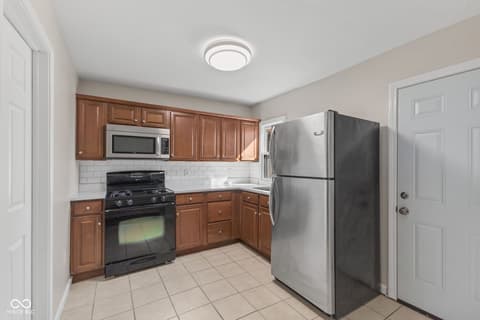 Photo of 237 N 8th Avenue, Beech Grove, IN