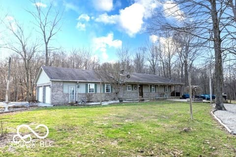 3423 S Keller Road