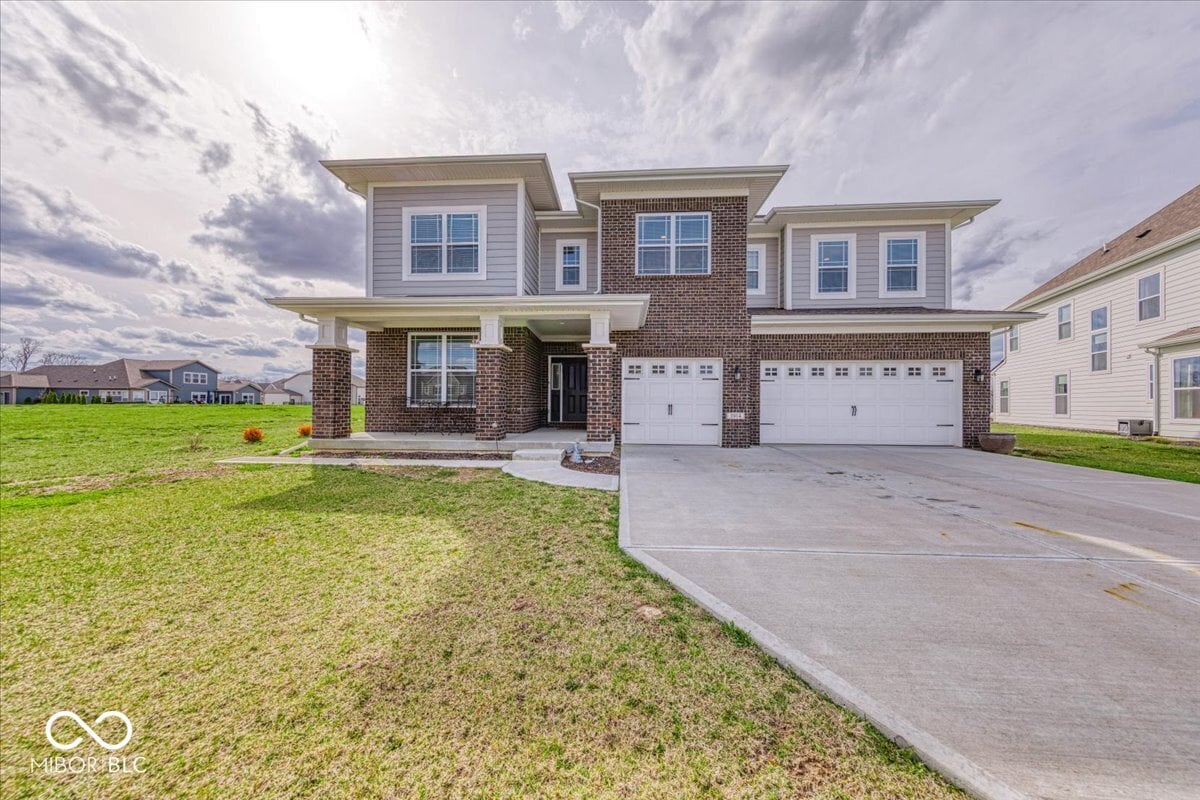Front exterior at 3914 War Admiral Court, Bargersville, IN