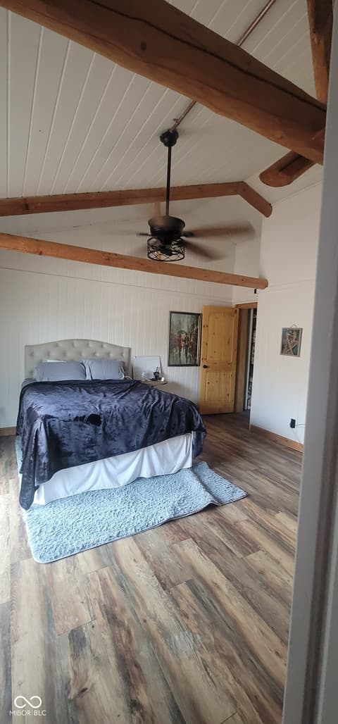 Primary bedroom at 2530 S Glen Cove, Martinsville, IN