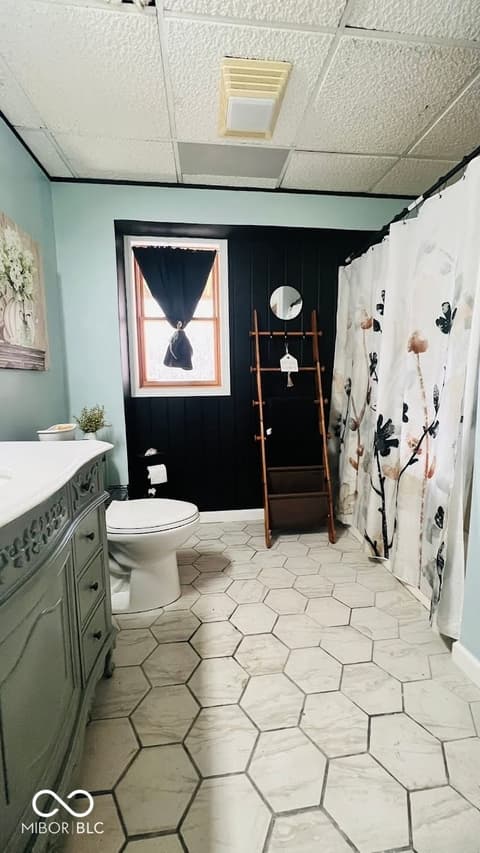 Bathroom at 2530 S Glen Cove, Martinsville, IN