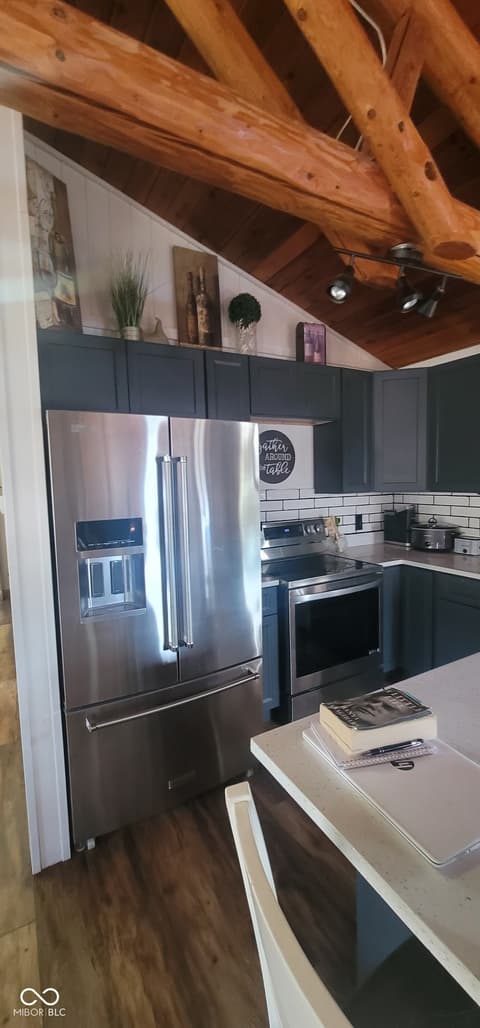 Kitchen at 2530 S Glen Cove, Martinsville, IN