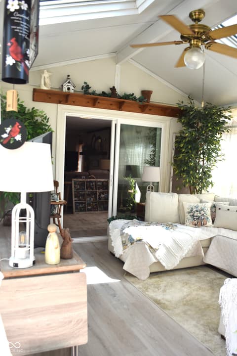 Bonus room at 2370 Woodland Trace, Plainfield, IN