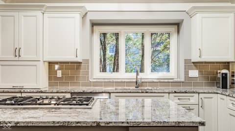 Photo of 8613 Seaward Lane, Indianapolis, IN