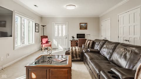 Photo of 8613 Seaward Lane, Indianapolis, IN