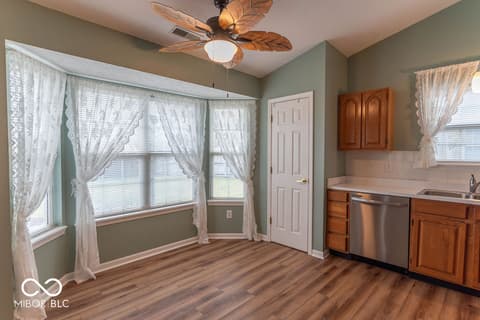 Kitchen at 1005 Honeysuckle Court, Mooresville, IN