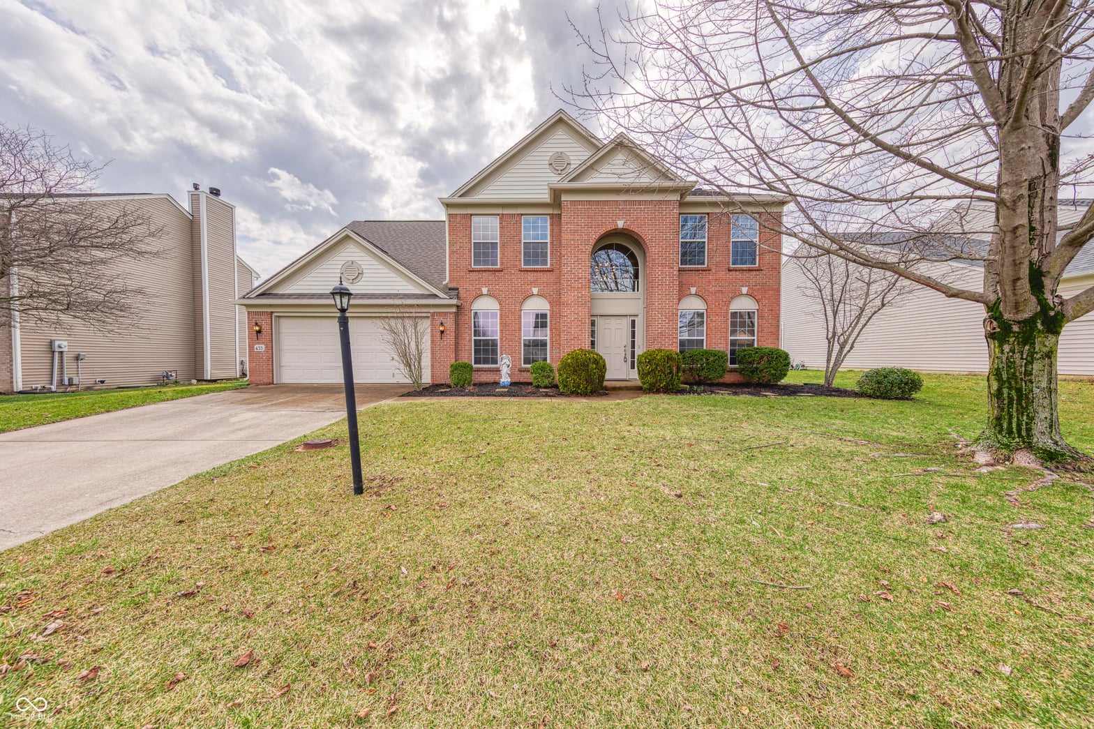 Photo of 433 Viburnum Run, Westfield, IN