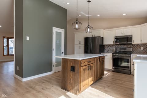 Photo of 13455 N Co Rd 425 E, Roachdale, IN