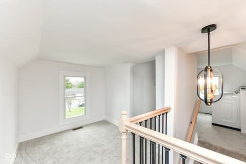 Photo of 207 Linville Avenue, Whitestown, IN