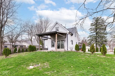 Photo of 207 Linville Avenue, Whitestown, IN
