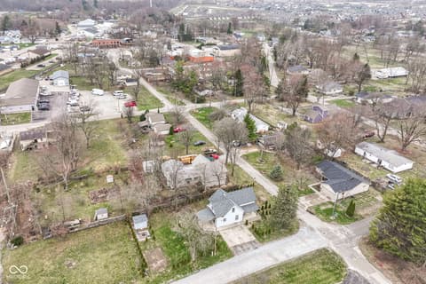 Photo of 207 Linville Avenue, Whitestown, IN