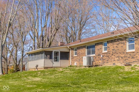 Photo of 15841 E 265 N, Columbus, IN