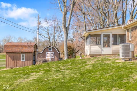 Photo of 15841 E 265 N, Columbus, IN