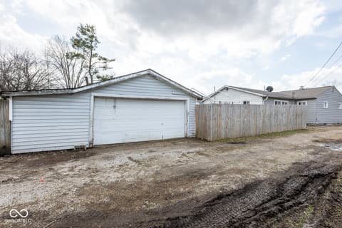 Garage at 2515 Saint Paul Street, Indianapolis, IN