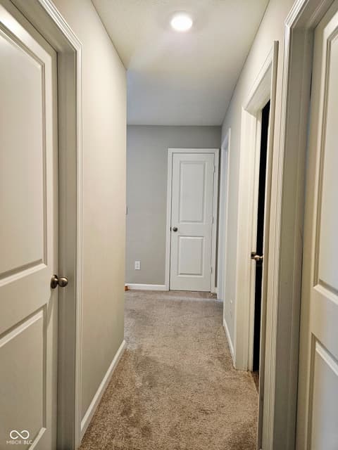 Hallway at 1932 Downey Lane, Greenfield, IN