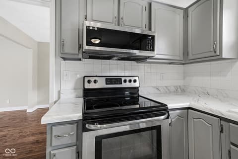 Kitchen at 11709 Cameron Drive, Fishers, IN