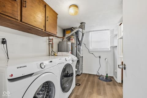 Laundry room at 11709 Cameron Drive, Fishers, IN