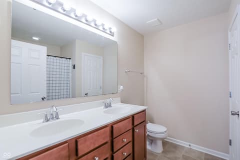 Photo of 16798 Loch Circle, Noblesville, IN