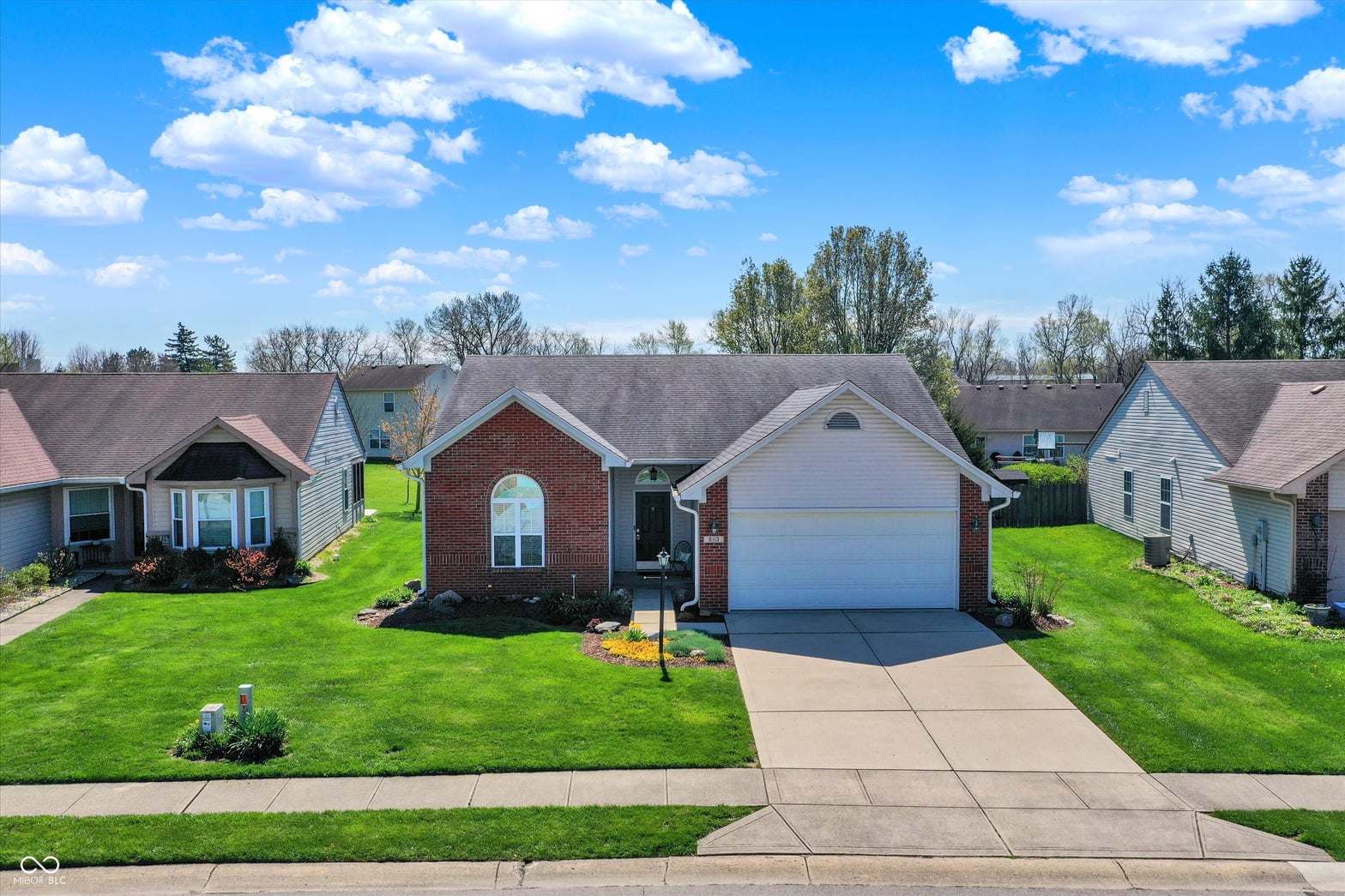 Photo of 6113 White Birch Drive, Fishers, IN