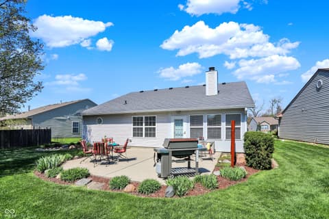 Photo of 6113 White Birch Drive, Fishers, IN