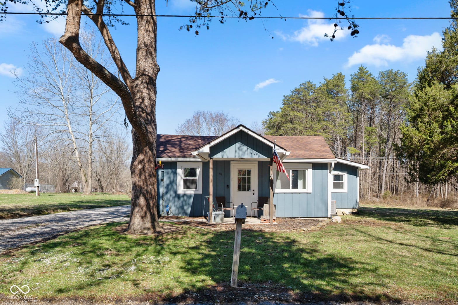 Photo of 84 E Fruitdale Road, Morgantown, IN