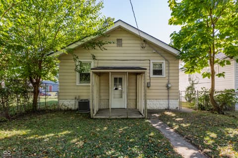 Backyard at 1402 N Grant Avenue, Indianapolis, IN