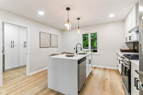 Photo of 10924 Thunderbird Drive, Carmel, IN