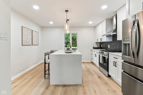 Photo of 10924 Thunderbird Drive, Carmel, IN