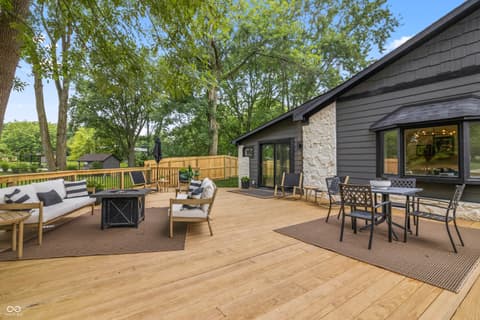 Photo of 10924 Thunderbird Drive, Carmel, IN