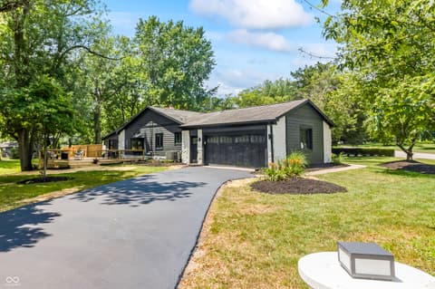Photo of 10924 Thunderbird Drive, Carmel, IN