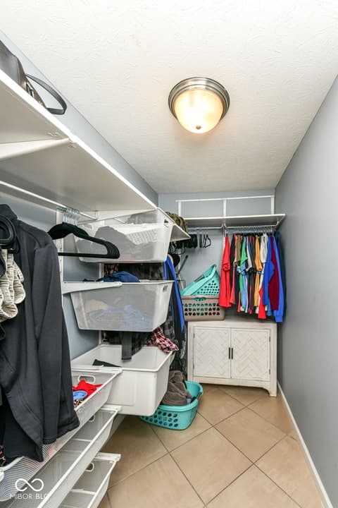 Walk In Closets — 798 Millerwood Drive, Lebanon, IN