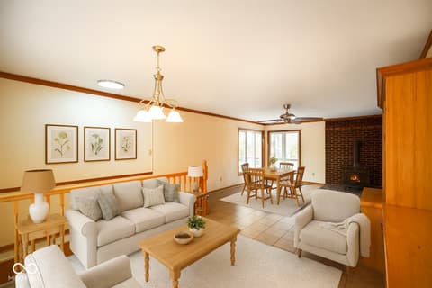 Photo of 2275 Twinlake Drive, Morgantown, IN