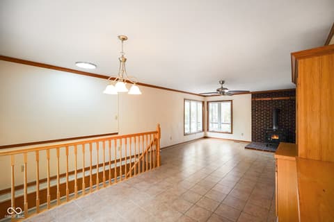 Photo of 2275 Twinlake Drive, Morgantown, IN