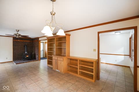 Photo of 2275 Twinlake Drive, Morgantown, IN