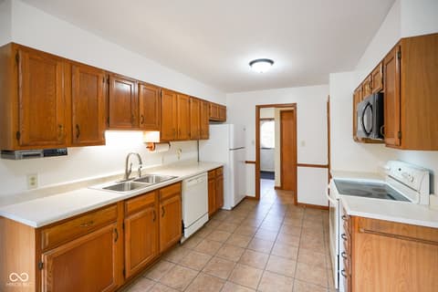 Photo of 2275 Twinlake Drive, Morgantown, IN