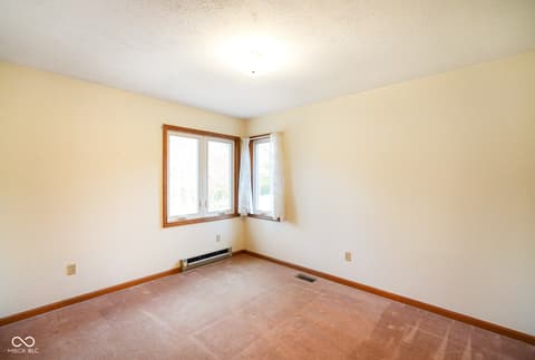Photo of 2275 Twinlake Drive, Morgantown, IN